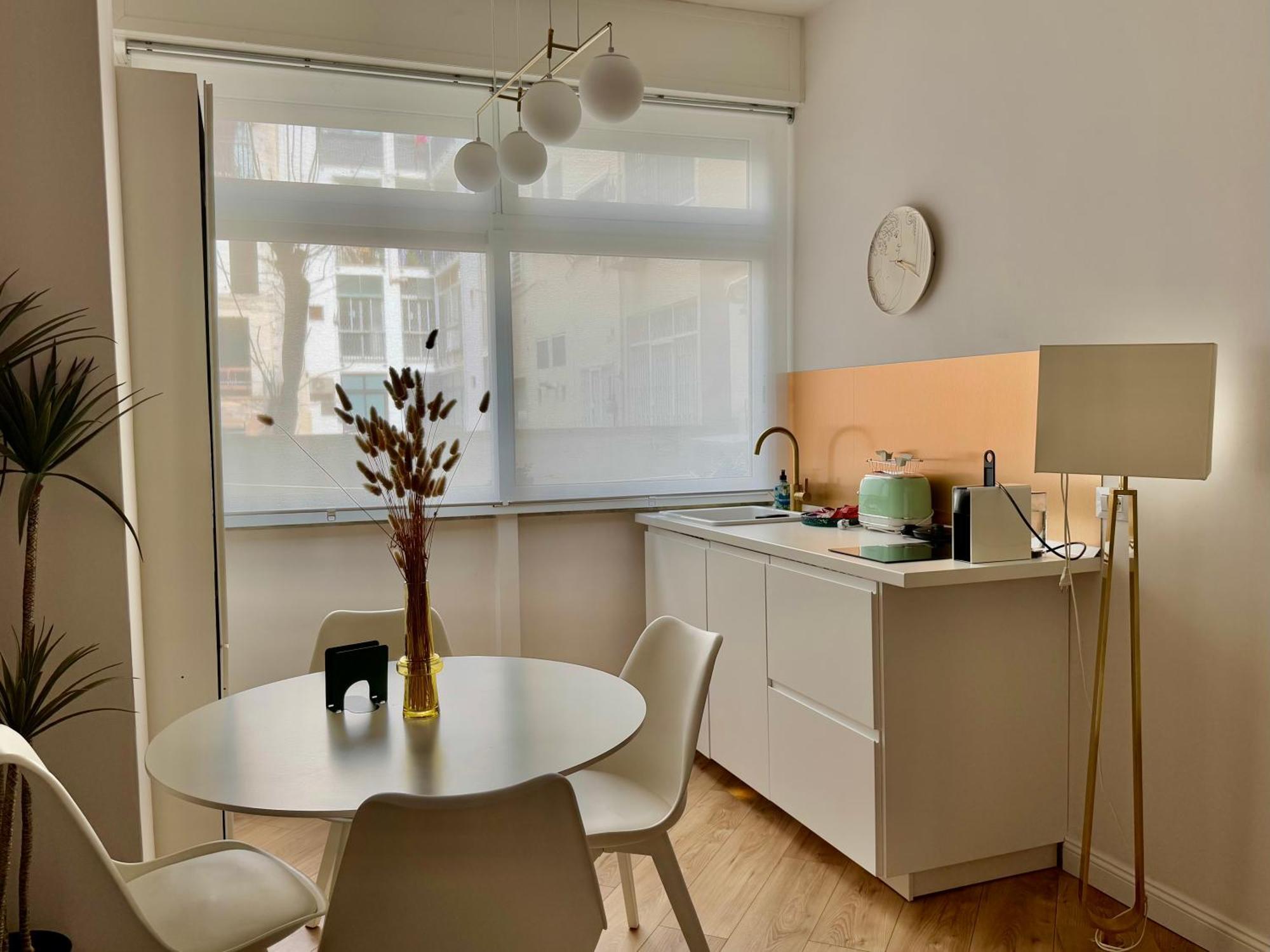 Art N Shelter Apartament Bari Luaran gambar